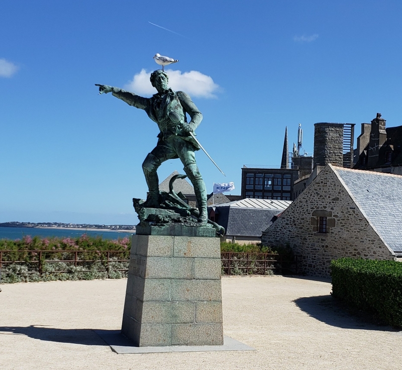 Estátua de Jacques Cartier, em Saint-Malo