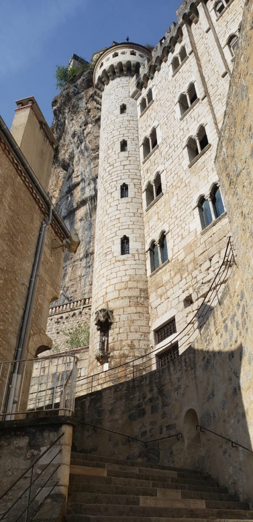 Uma das escadas de acesso ao santuário em Rocamadour