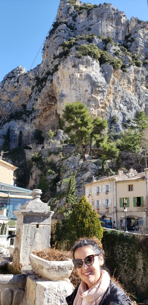 Moustiers-Sainte-Marie- Provence